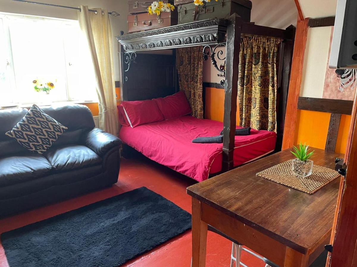 Yarm Cottages Sleeping 12 Kirklevington エクステリア 写真